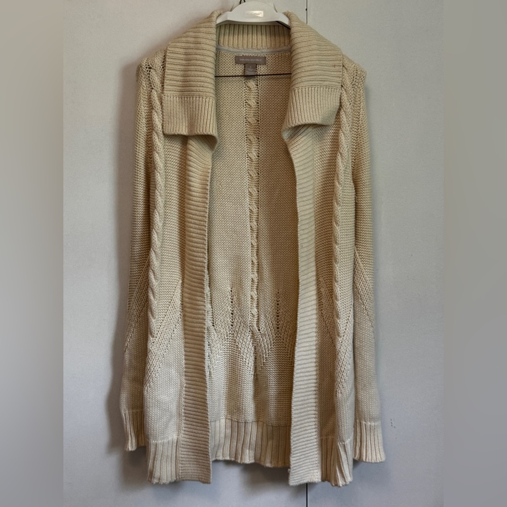 Banana Republic Cream Cardigan Sweater Cozy Knit